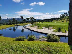 올데이 로열 포레 컨트리 클럽
