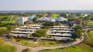 유니랜드 골프 & 컨트리 클럽 (P2)