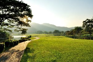 펫차부리 팜 힐스 골프 클럽