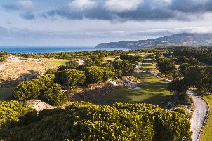 오이타보스 듄즈 (P4)