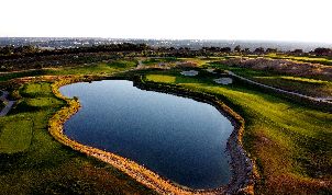 센트로 나시오날 데 골프 (P4)