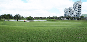 크리스탈 베이 골프 클럽