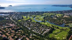 싼야 야롱만 골프클럽 