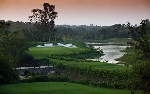 난양 강 생태 골프 클럽 