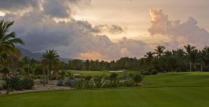 싼야 레드 캐년 골프 클럽