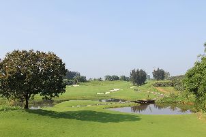 메이랑 베이 골프클럽 