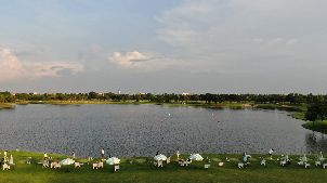 판야 인드라 골프 클럽