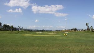 더칭 룽산호 골프 클럽