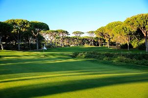 돔 페드로 밀레니엄 골프 코스 빌라모라