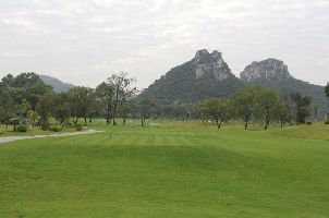 류저우 워룽후 골프 클럽