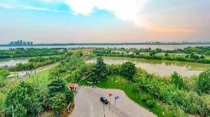 유판 강변 국제 골프클럽