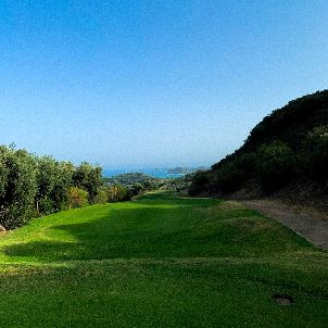 탄카 골프 클럽