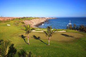 멜로네라스 골프 클럽 (P2)