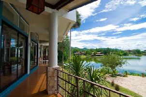 보난자 골프 & 컨트리 클럽